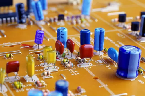A comprehensive guide to aluminum electrolytic capacitors: selection, application and fault solution